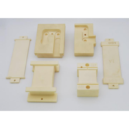 Części obrobione ceramiką z azotku glinu o wysokiej czystości